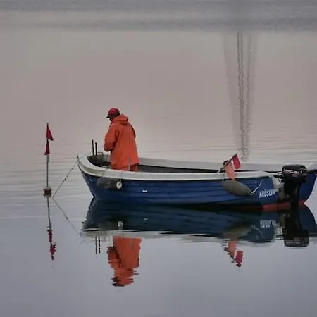 Botel Hausboot In Am Bodden Kröslin